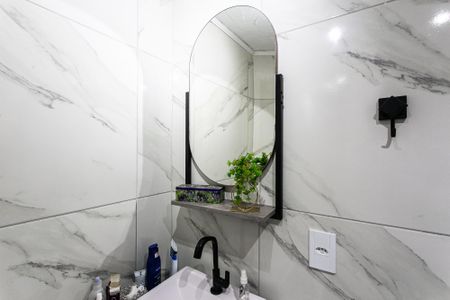 Apartamento para alugar com 54m², 2 quartos e 1 vaga Apartamento para alugar com 54m², 2 quartos e 1 vagaBanheiro