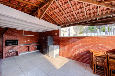 Apartamento à venda com 74m², 3 quartos e 2 vagas Apartamento à venda com 74m², 3 quartos e 2 vagasÁrea comum - Churrasqueira