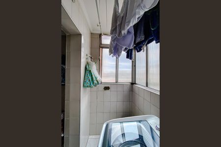 Apartamento à venda com 74m², 3 quartos e 2 vagas Apartamento à venda com 74m², 3 quartos e 2 vagasÁrea de Serviço