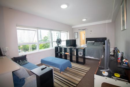 Sala de kitnet/studio para alugar com 1 quarto, 44m² em Brooklin, São Paulo