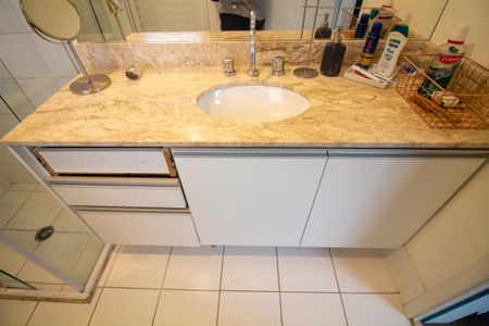 Studio para alugar com 44m², 1 quarto e 1 vaga Studio para alugar com 44m², 1 quarto e 1 vagaBanheiro