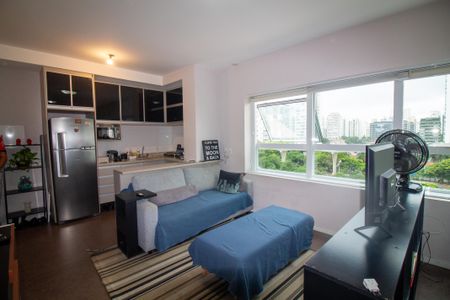 Sala de kitnet/studio para alugar com 1 quarto, 44m² em Brooklin, São Paulo