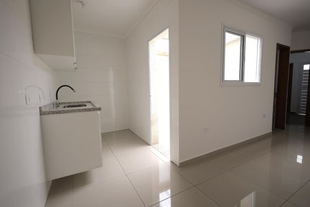 Cozinha de apartamento para alugar com 2 quartos, 55m² em Jardim Ocara, Santo André