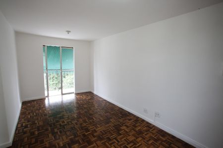 Sala de apartamento à venda com 2 quartos, 55m² em Taquara, Rio de Janeiro