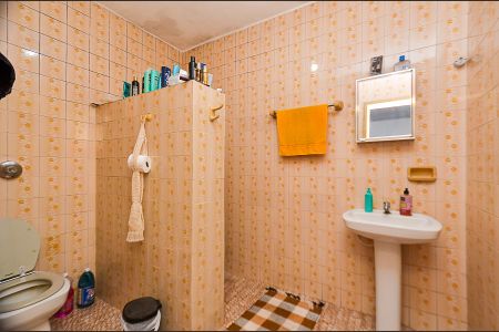 Casa à venda com 396m², 3 quartos e 4 vagasBanheiro