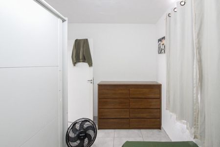 Quarto 2 de apartamento para alugar com 2 quartos, 43m² em Trevo, Belo Horizonte