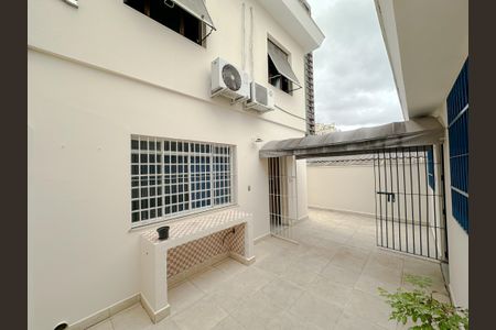 Casa para alugar com 250m², 4 quartos e 3 vagasQuintal