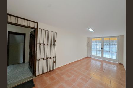 Casa para alugar com 250m², 4 quartos e 3 vagas Antesala