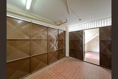 Casa para alugar com 250m², 4 quartos e 3 vagasÁrea de Serviço Subsolo