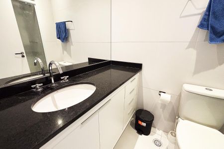 Studio para alugar com 30m², 1 quarto e sem vaga Studio para alugar com 30m², 1 quarto e sem vagaBanheiro Social