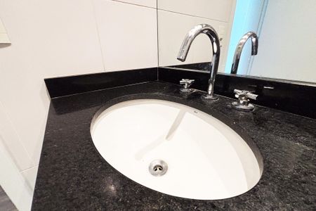 Studio para alugar com 30m², 1 quarto e sem vaga Studio para alugar com 30m², 1 quarto e sem vagaBanheiro Social