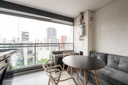 Studio para alugar com 30m², 1 quarto e sem vaga Studio para alugar com 30m², 1 quarto e sem vagaVaranda Studio