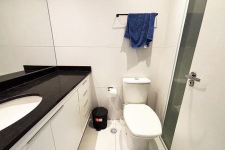 Studio para alugar com 30m², 1 quarto e sem vaga Studio para alugar com 30m², 1 quarto e sem vagaBanheiro Social