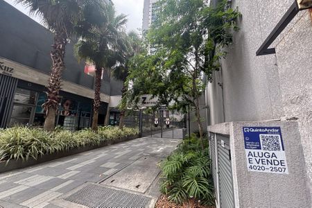 Studio para alugar com 30m², 1 quarto e sem vaga Studio para alugar com 30m², 1 quarto e sem vagaPlaquinha