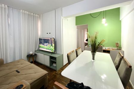 Sala de apartamento à venda com 2 quartos, 55m² em Santa Efigênia, Belo Horizonte