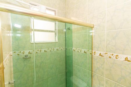 Apartamento à venda com 53m², 2 quartos e 1 vaga Apartamento à venda com 53m², 2 quartos e 1 vagaBanheiro