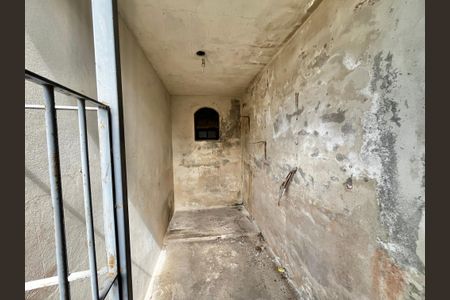 Casa à venda com 250m², 4 quartos e 3 vagas Casa à venda com 250m², 4 quartos e 3 vagasDespensa