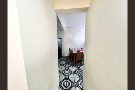 Casa à venda com 250m², 4 quartos e 3 vagas Casa à venda com 250m², 4 quartos e 3 vagasCorredor