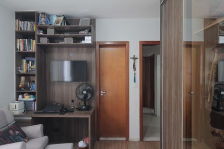 Apartamento à venda com 191m², 3 quartos e 3 vagasSuite