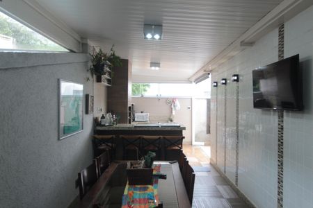 Apartamento à venda com 191m², 3 quartos e 3 vagasÁrea Gourmet