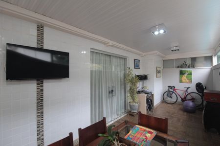 Apartamento à venda com 191m², 3 quartos e 3 vagasÁrea Gourmet