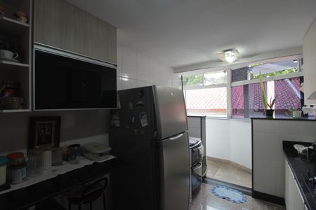 Apartamento à venda com 191m², 3 quartos e 3 vagasCozinha