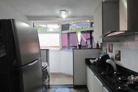 Apartamento à venda com 191m², 3 quartos e 3 vagasCozinha