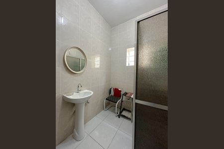 Casa para alugar com 70m², 2 quartos e 1 vagaBanheiro