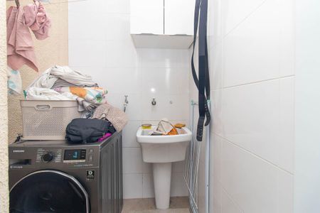 Área de Serviço de casa de condomínio para alugar com 2 quartos, 85m² em Vila Isolina Mazzei, São Paulo