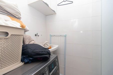 Área de Serviço de casa de condomínio para alugar com 2 quartos, 85m² em Vila Isolina Mazzei, São Paulo