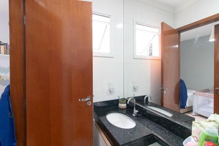 Casa de condomínio para alugar com 85m², 2 quartos e 2 vagas Casa de condomínio para alugar com 85m², 2 quartos e 2 vagasBanheiro da Suíte 2