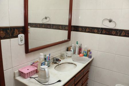 Casa para alugar com 120m², 4 quartos e 3 vagasBanheiro