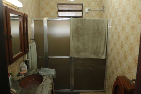 Casa para alugar com 120m², 4 quartos e 3 vagasBanheiro