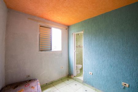 Quarto de casa para alugar com 1 quarto, 30m² em Jardim Cerqueira Leite, Mauá