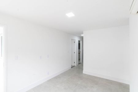 Sala de casa para alugar com 3 quartos, 93m² em Campo Grande, Rio de Janeiro