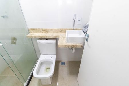 Casa para alugar com 93m², 3 quartos e 1 vaga Casa para alugar com 93m², 3 quartos e 1 vagaBanheiro do Quarto 1