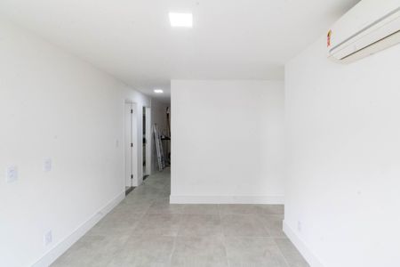 Sala de casa para alugar com 3 quartos, 93m² em Campo Grande, Rio de Janeiro