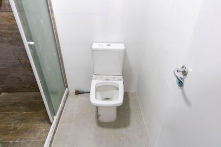 Casa para alugar com 93m², 3 quartos e 1 vaga Casa para alugar com 93m², 3 quartos e 1 vagaBanheiro Social