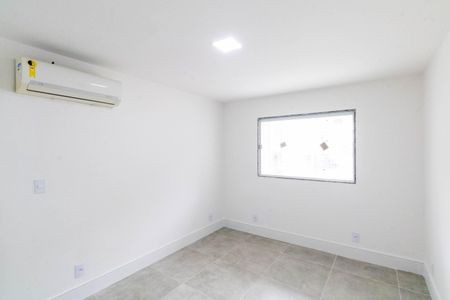 Quarto 1 de casa para alugar com 3 quartos, 93m² em Campo Grande, Rio de Janeiro