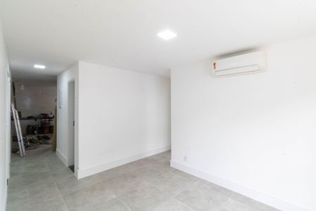 Casa para alugar com 93m², 3 quartos e 1 vaga Casa para alugar com 93m², 3 quartos e 1 vagaSala