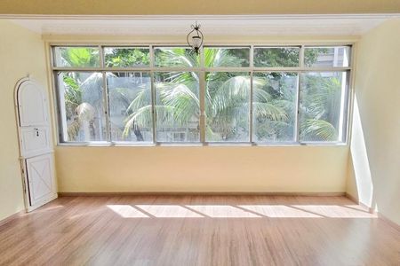 Apartamento à venda com 130m², 3 quartos e 1 vagaSala