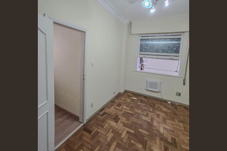 Apartamento à venda com 130m², 3 quartos e 1 vagaSuíte