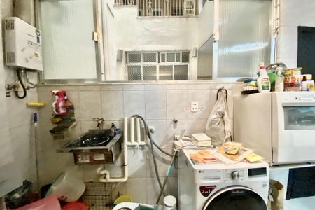 Apartamento à venda com 130m², 3 quartos e 1 vagaÁrea de Serviço