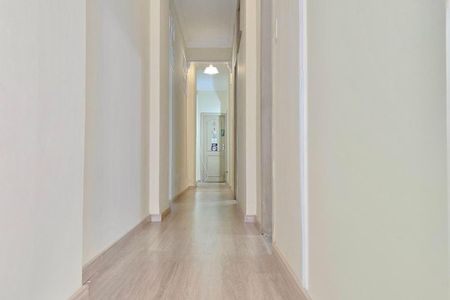 Apartamento à venda com 130m², 3 quartos e 1 vagaCorredor