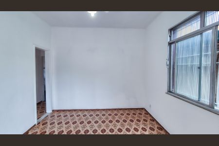 Casa à venda com 70m², 2 quartos e 3 vagasSala