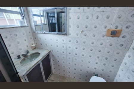 Casa à venda com 70m², 2 quartos e 3 vagasBanheiro 