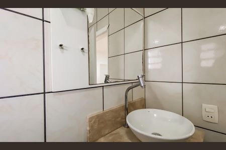 Casa para alugar com 238m², 8 quartos e 2 vagas