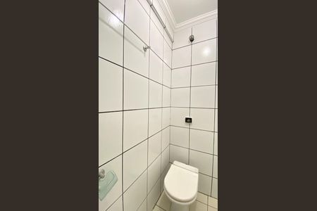 Casa para alugar com 238m², 8 quartos e 2 vagas