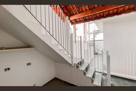 Casa para alugar com 238m², 8 quartos e 2 vagas