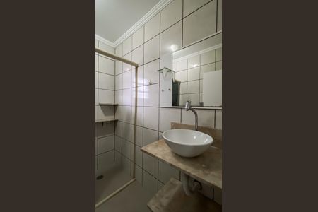 Casa para alugar com 238m², 8 quartos e 2 vagas